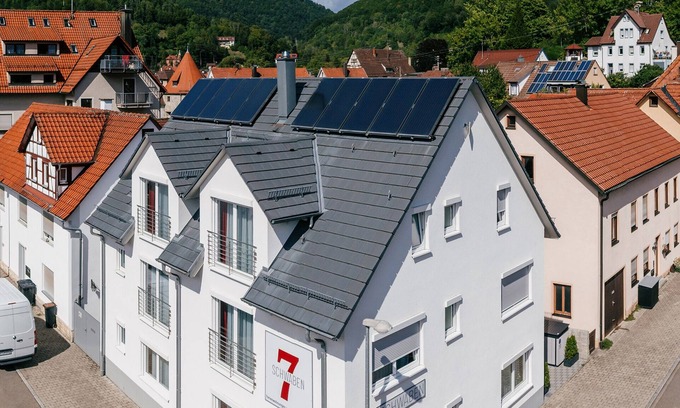 Bad Urach Apartment | Cozy Apartment for 2 with Kitchen & Breakfast Included