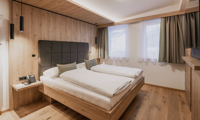 Zauchensee Apartment | Comfortable Apartment for 2-8 Guests with Great Amenities
