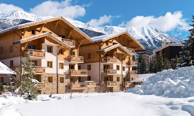 Saint-Chaffrey Apartment | Cozy 2-Bedroom Apartment for Up to 6 Guests with Pool