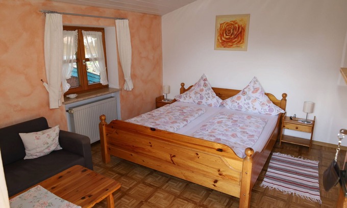 Schleching Apartment | Cozy Apartment for 2 with Balcony & Kitchen - Top Rated 9.6