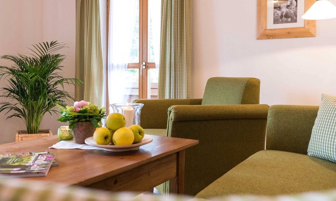 Abwinkl Apartment | Cozy Lakefront Apartment 2 - Water Lily with Ocean View