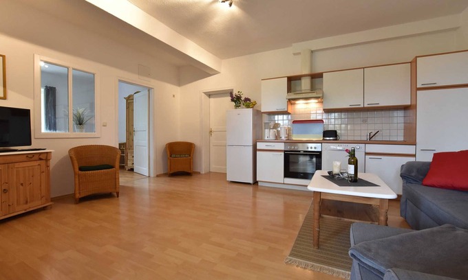 Stove Apartment | Cozy Villa Seeheim Apartment with Oceanfront Views