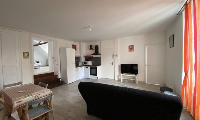 La Roche-Posay Apartment | Family-Friendly Apartment La Roche-Posay with Spa & Breakfast