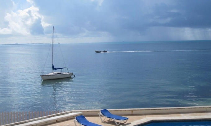 Puerto Juarez Apartment | Inviting Cancun Apartment with Ocean View & Pool Access
