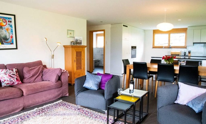 Hasliberg Reuti Apartment | Elegant 3-Bedroom Apartment for Families with Breakfast