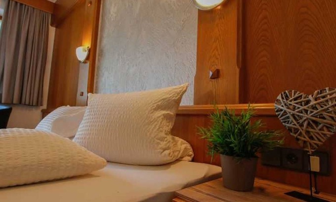 Feichten Apartment | Discover Apartment 3 at Hotel Tia Apart - Rated 9/10!