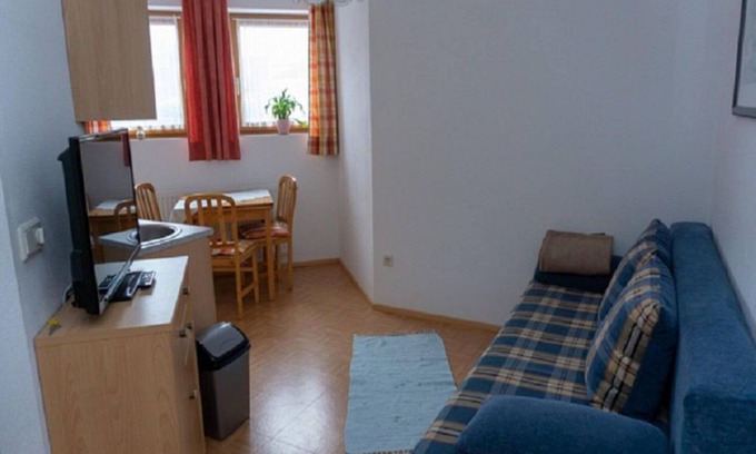 Filzmoos Apartment | Family-Friendly Apartment 3 "Tanne" at Haus Waldperle