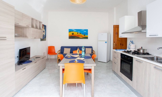 La Caletta Apartment | Apartment 300 Meters from the Beach with Terrace & Wi-Fi