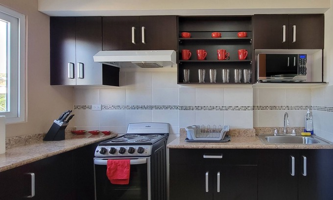 Tegucigalpa Apartment | Convenient Apartment 3A Near Shopping Centers