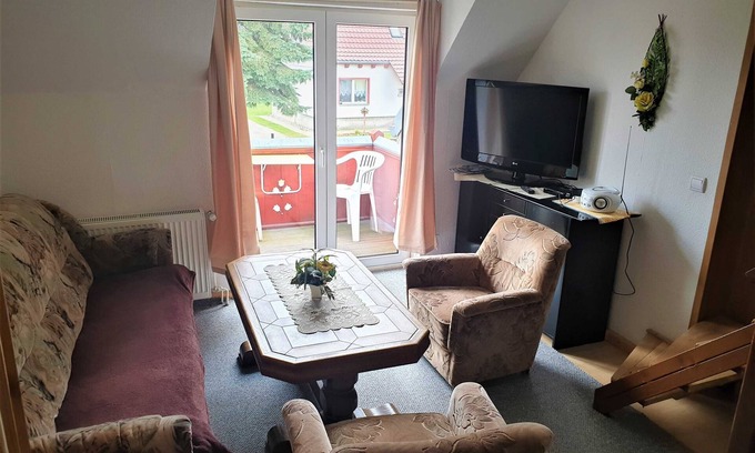 Kachlin Apartment | Inviting Apartment 4 - Storchenblick: Family-Friendly Retreat