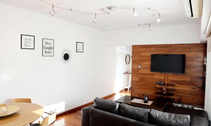 Belgrano Apartment | Inviting Apartment 41 Melian: Guest Rated 9.7 with Hot Tub