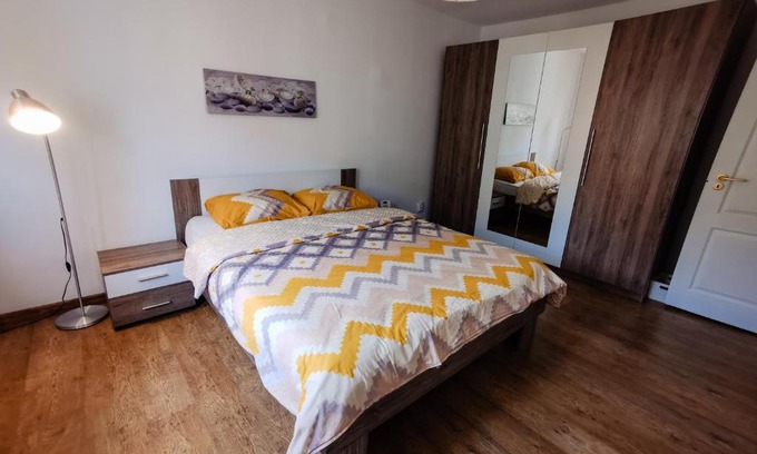 Resita Apartment | Perfect Family Retreat at Apartment 48 Resita - Self Check-In