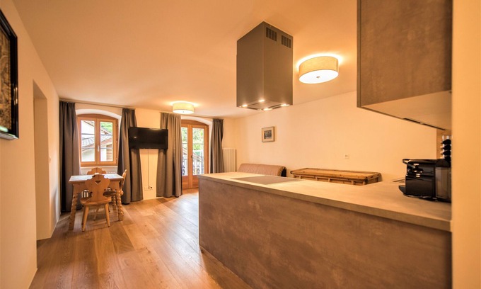 Mustair Apartment | Accessible Apartment 5 at Münsterhof with Spa Amenities