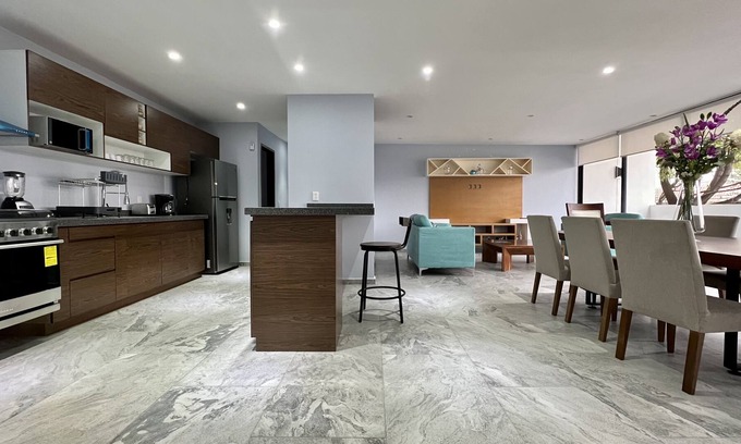 Bosques de las Lomas Apartment | Apartment 5 minutes away from Interlomas