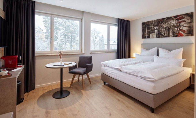 Gmain Apartment | Spacious Apartment 6 with Breakfast Buffet for Up to 4