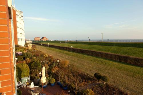 Innenhafen Apartment | Cozy Apartment 8 with Ocean View & Pet-Friendly Options