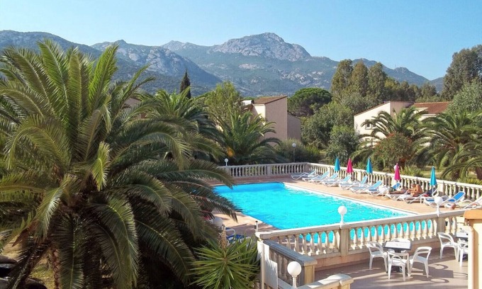 Calvi House | Spacious Apartment for 8 Guests - Perfect for Groups