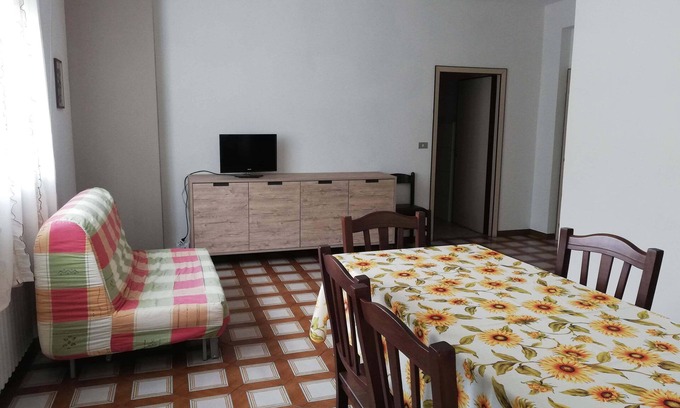 Igea Marina Apartment | Relaxing Oceanfront Apartment Steps from the Beach