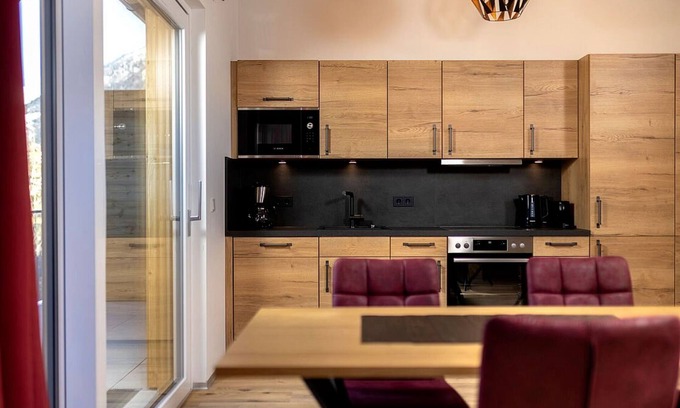 Seblas House | Cozy Apartment Alpine Classic with Spa & Pet-Friendly Options