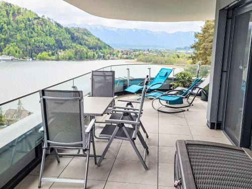 Annenheim Apartment | Oceanfront Retreat at Apartment Adlerblick - 4-Star Stay