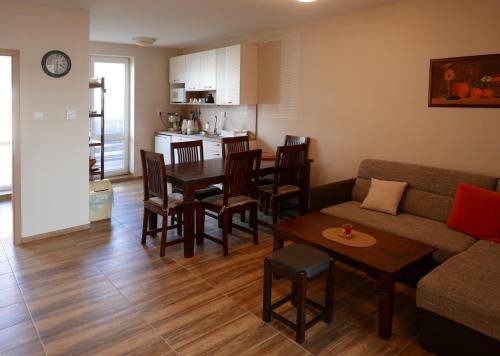 Velky Slavkov Apartment | Pet-Friendly Apartment Adriana 10E in Vysoké Tatry