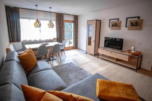 San Lorenzo di Sebato Apartment | Guest Rated 9.8: AEREUS Krumas-Living in Kronplatz