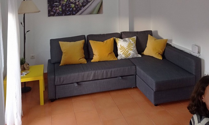 Old Town Baeza Apartment | Modern 'Aires De Baeza' Apartment with Balcony & Wi-Fi