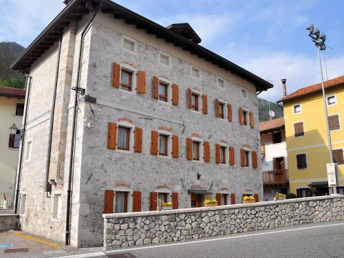 Barcis Apartment | Cozy Oceanfront Apartment Albergo Diffuso - Cjasa Fantin