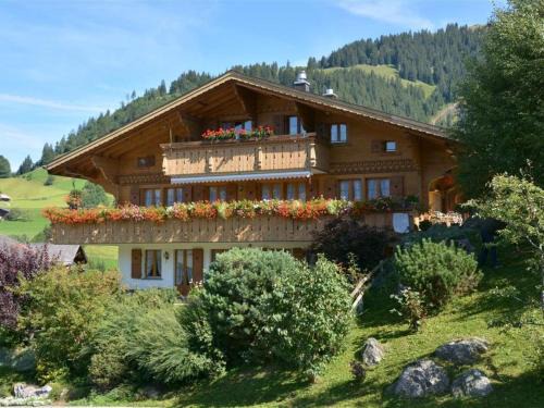 Zweisimmen Nr Gstaad Apartment | Comfortable Apartment Alegria with Hot Tub & Pet-Friendly