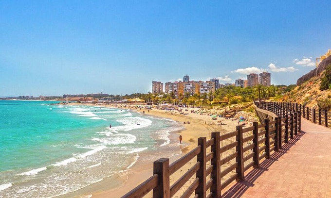 Los Altos Apartment | Modern Apartment 'Alegría' with Pool and Ocean View
