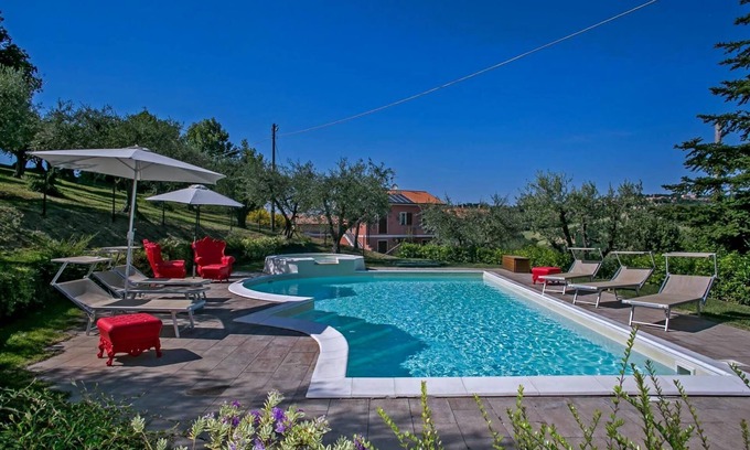Pesaro Apartment | Pet-Friendly Apartment Alloro 5 with Pool & Ocean View