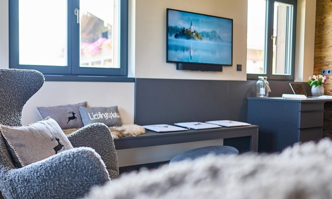 Fischbachau Apartment | Relaxing Ocean View Apartment Alpenherz - Adults Only Retreat