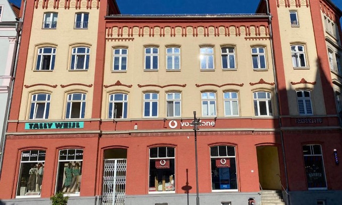 Meiningen Apartment | Top-Rated Apartment Altstadt-Panorama with Family Amenities