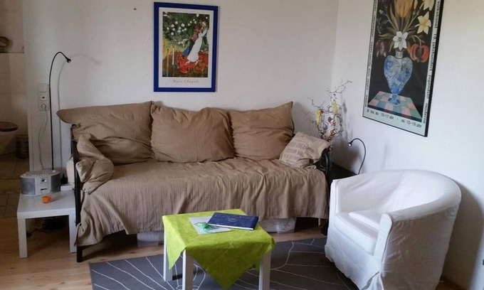 Butjadingen Apartment | Cozy Apartment Am Deich with Ocean View & Family Amenities