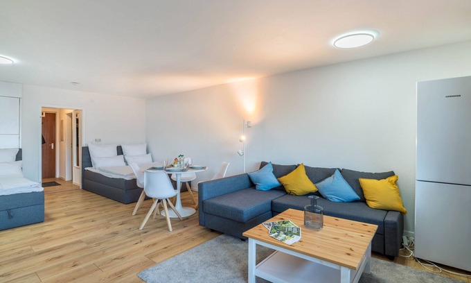 Bad Liebenzell Apartment | Elegant Apartment 'Am Hochwald Mit Burgblick' with Balcony