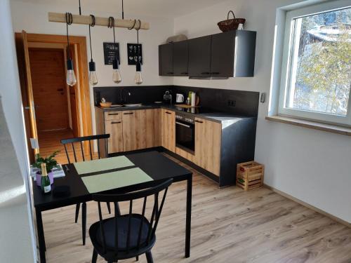 Reith bei Seefeld Apartment | Pet-Friendly Apartment am Mühlbach with Guest Rating of 9.3