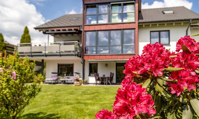 Furtwangen Apartment | Guest Rated: Apartment "Am Oberen Bühl" with Garden & Wi-Fi