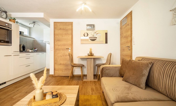 Friedrichshafen Apartment | Beautiful Apartment 'Am Riedlewald' with Garden & Wi-Fi