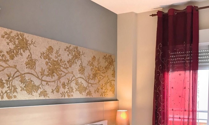 Old Town Baeza Apartment | Spacious Apartment for 8 with Pool - Stay in Baeza