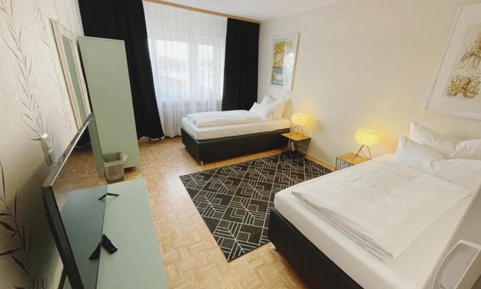 Burbach Apartment | Pet-Friendly Apartment an den Saarterrassen for 5 Guests