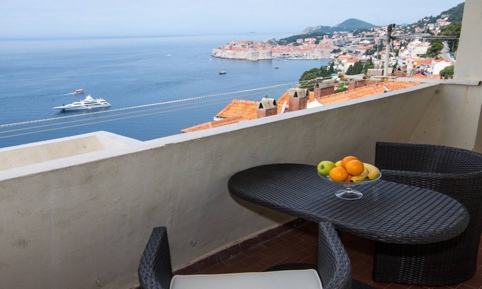 Municipality of Dubrovnik Apartment | Prime Apartment Anadra: Walk to Dubrovnik's Old Town