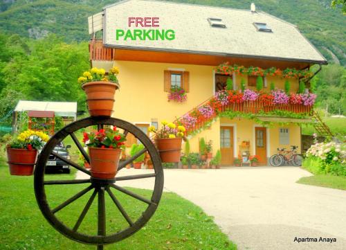 Bovec Apartment | Discover Apartma ANAYA: Rated 9.9/10 with Ideal Amenities
