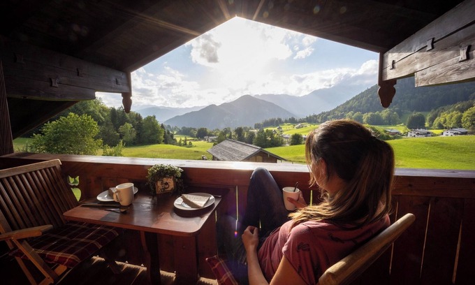 Oberau Apartment | Relax in Apartment Antenbichllehen with Balcony & Kitchen
