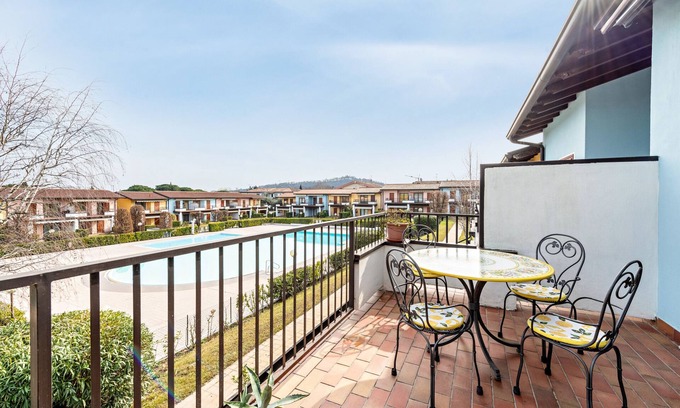 Monte Apartment | Cozy Appartamento Santa Giulia with Pool & Private Terrace