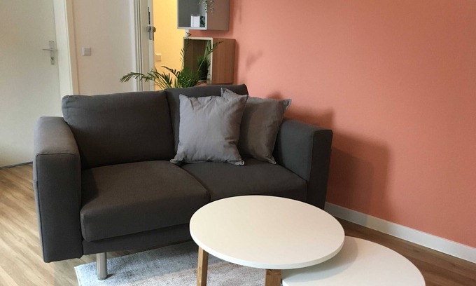 Buxtehude Apartment | Guest Rated Buxtepartment: Family-Friendly with Kitchen