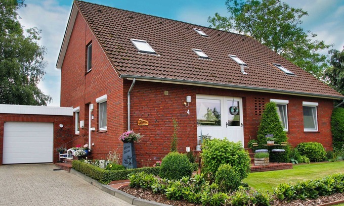 Jemgum Apartment | Top-Rated Family Apartment Heijenga with Kitchen Amenities