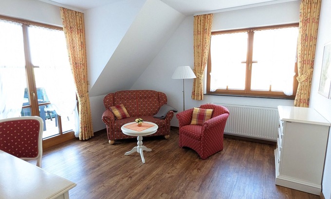 Sorge Apartment | Cozy Apartment for 2 with Spa and Breakfast Included
