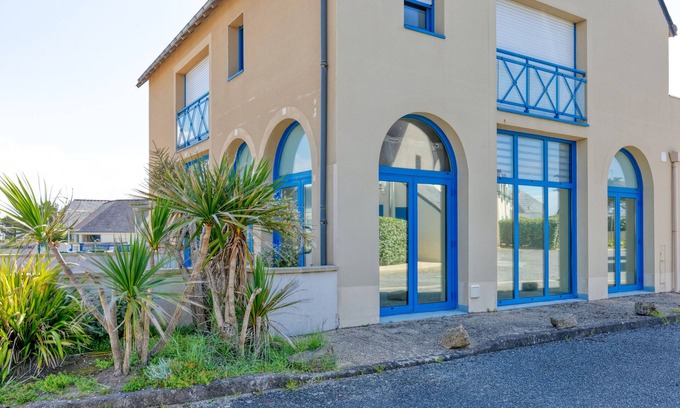 Le Croisic Apartment | Cozy 'Appartement Croisic' with Private Terrace & Ocean View