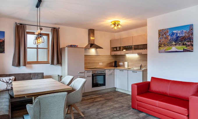 Ehrwald Apartment | Cozy Apartment 'Leberkas Hotspot 1og' with Mountain Views