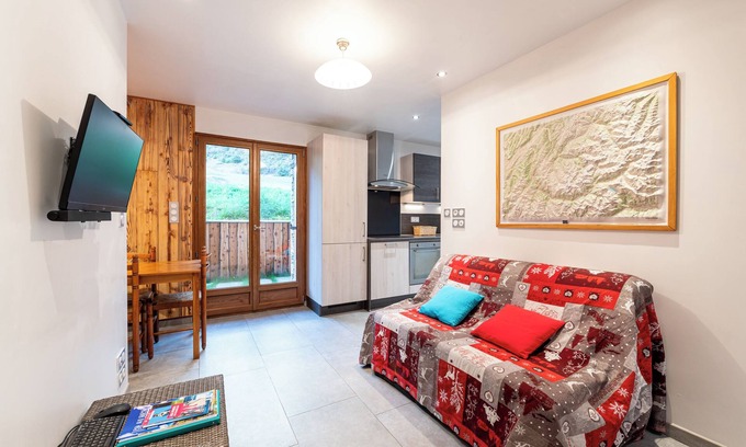 Lanslevillard Apartment | Apartment 'Appartement - Lanslevillard' with Private Terrace and Wi-Fi